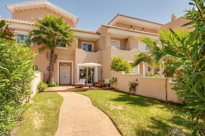 Image No.3-4 Bed Townhouse for sale