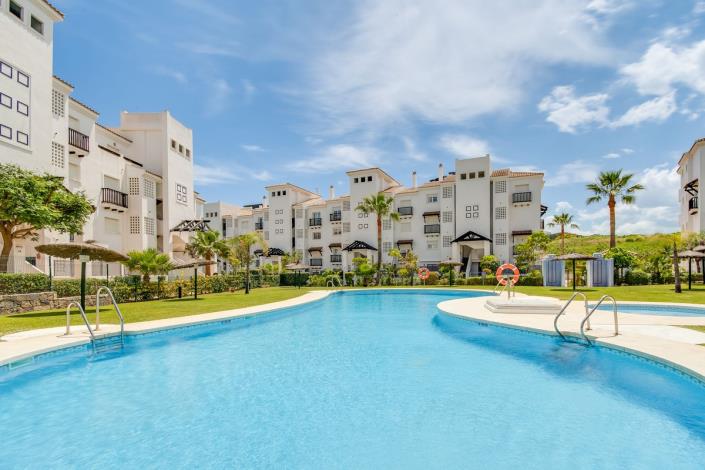 Image No.20-2 Bed Apartment for sale