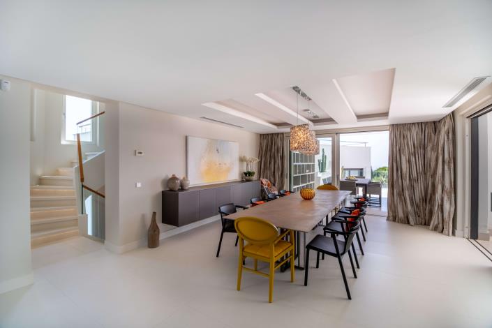 Image No.9-5 Bed Villa for sale