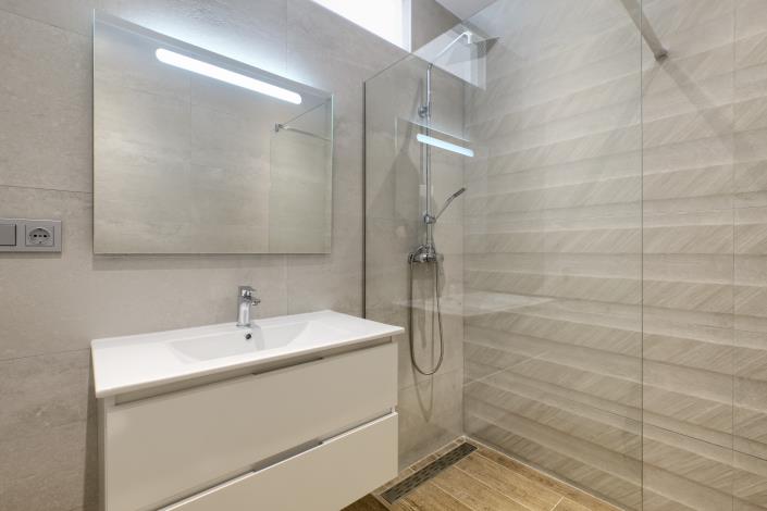 Image No.20-3 Bed Duplex for sale