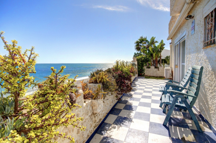 Image No.3-Villa de 3 chambres à vendre à Estepona