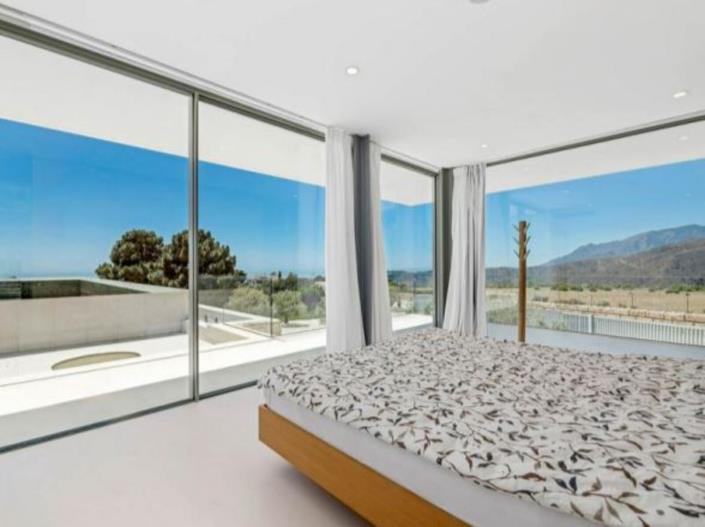 Image No.9-4 Bed Villa for sale