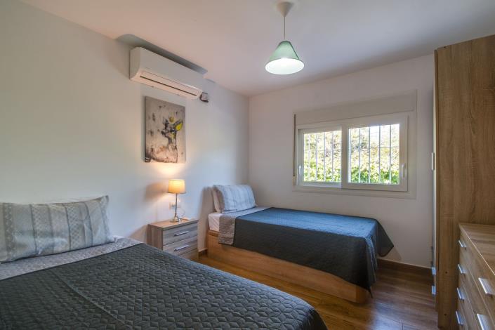 Image No.26-5 Bed House/Villa for sale