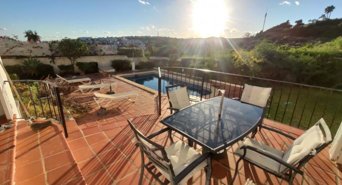 Image No.2-4 Bed Villa / Detached for sale