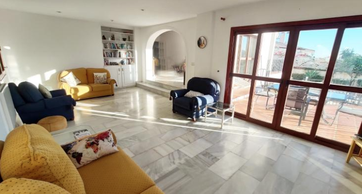 Image No.4-4 Bed Villa / Detached for sale