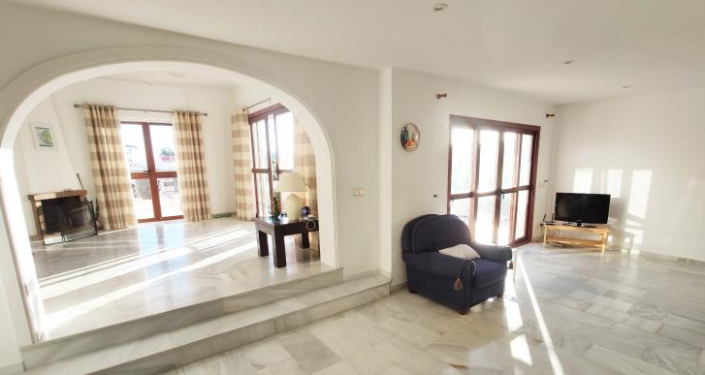 Image No.5-4 Bed Villa / Detached for sale