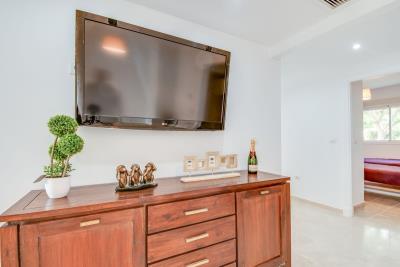 9-467d0cee5b725f3ef65f102a0c2e69c0