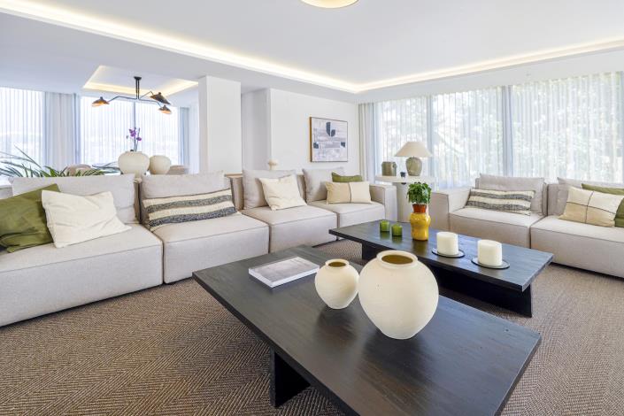 Image No.3-5 Bed Villa for sale