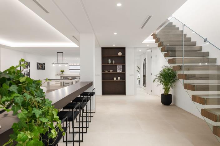 Image No.23-6 Bed Villa for sale