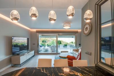 11-20939a0134ad724a8cb2a801094d15a4