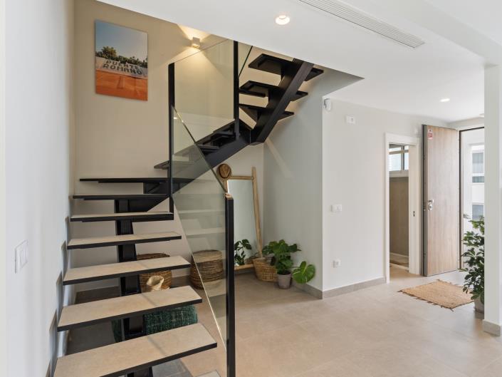 Image No.11-5 Bed Apartment for sale