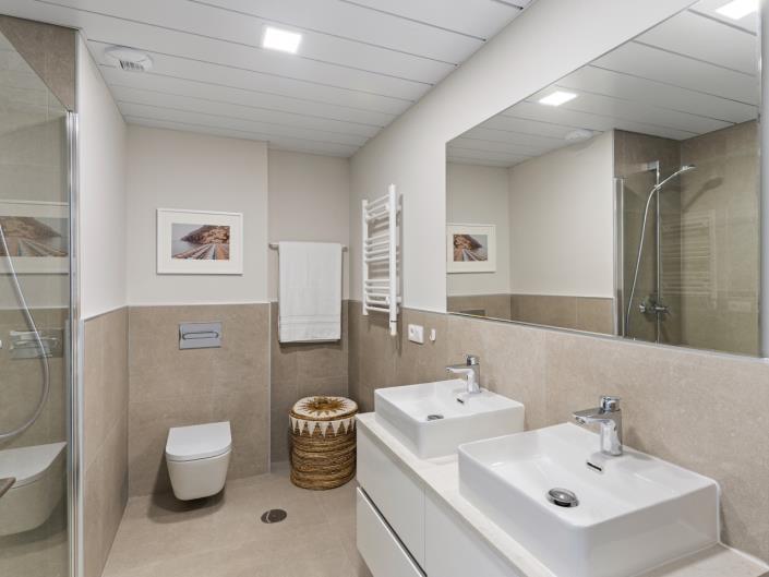 Image No.15-5 Bed Apartment for sale