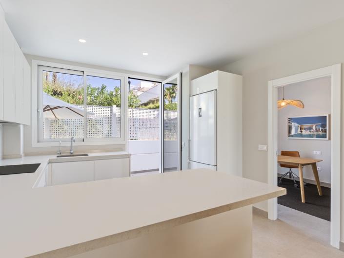 Image No.4-5 Bed Apartment for sale