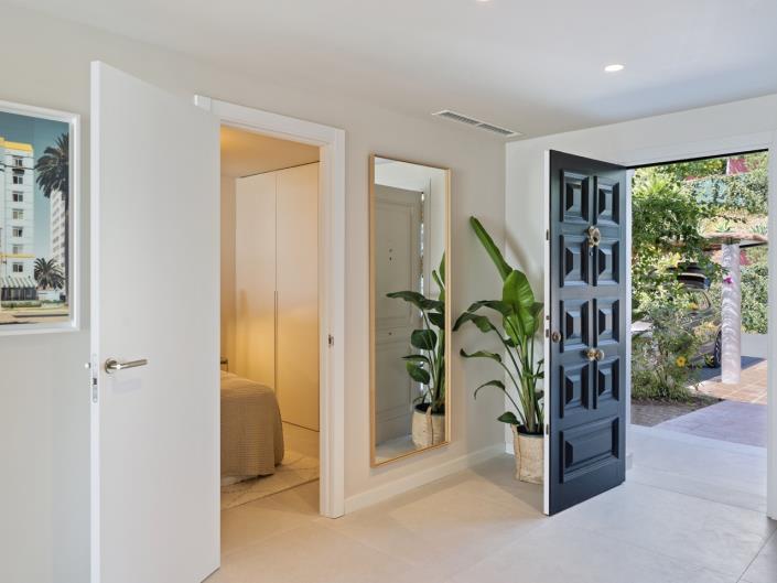 Image No.35-4 Bed Townhouse for sale