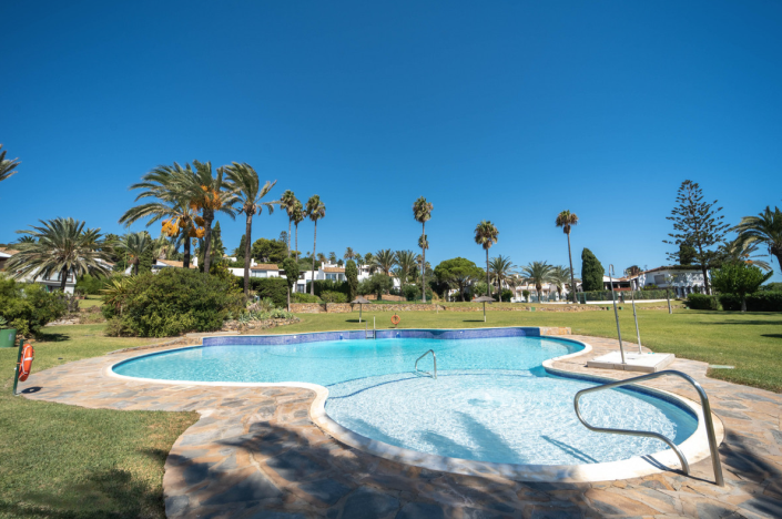 Image No.1-Villa / Détaché de 4 chambres à vendre à Estepona
