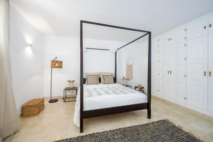 Image No.26-6 Bed Villa for sale