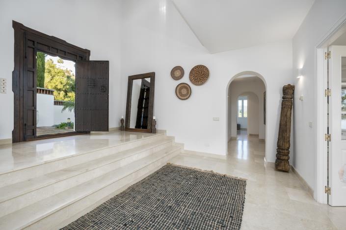 Image No.33-6 Bed Villa for sale