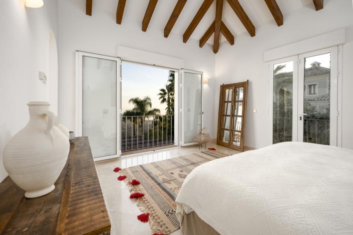 Image No.40-6 Bed Villa for sale