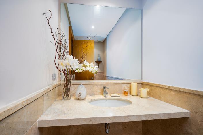 Image No.14-3 Bed Apartment for sale