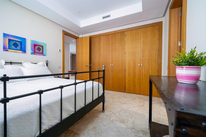 Image No.38-3 Bed Apartment for sale