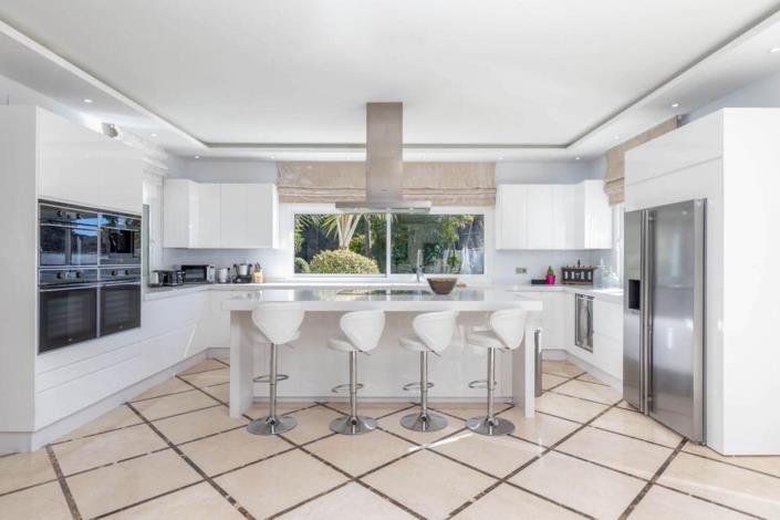 Image No.9-4 Bed Villa for sale