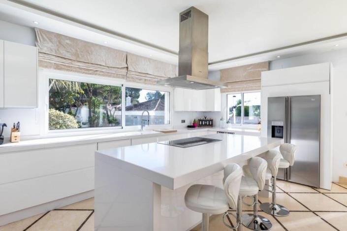 Image No.7-4 Bed Villa for sale