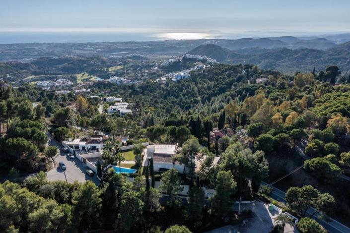 Image No.2-4 Bed Villa for sale