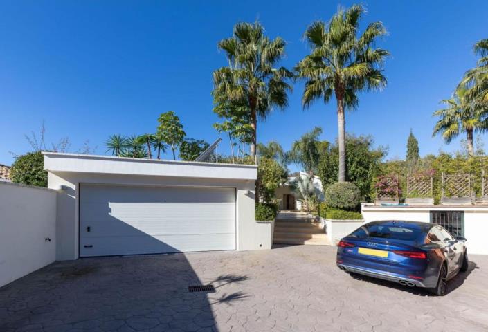 Image No.18-4 Bed Villa for sale