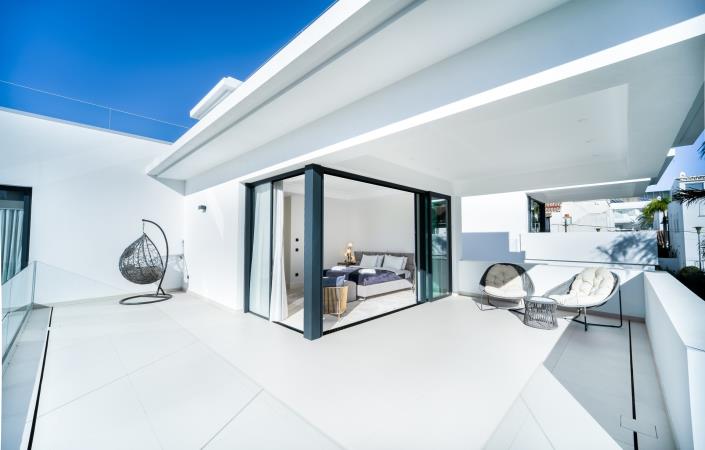 Image No.15-4 Bed Apartment for sale