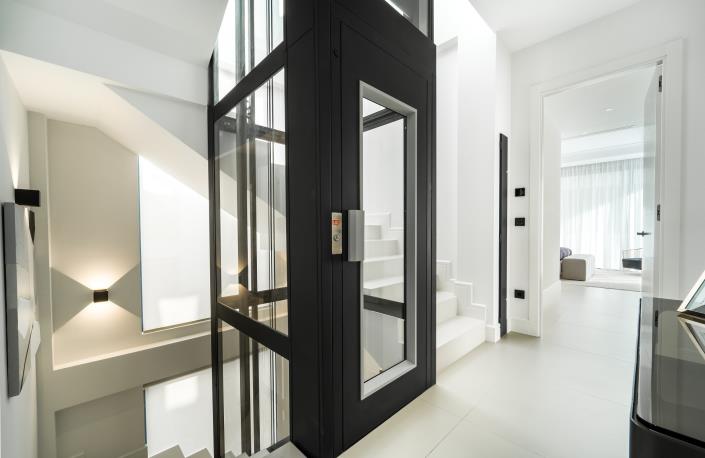 Image No.20-4 Bed Apartment for sale