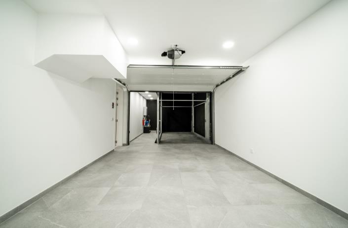 Image No.26-4 Bed Apartment for sale