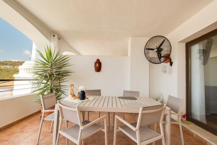 Image No.17-2 Bed Apartment for sale