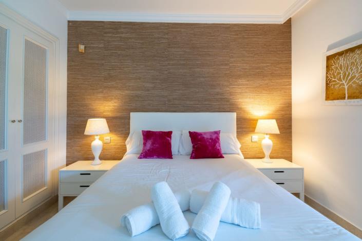 Image No.19-2 Bed Apartment for sale