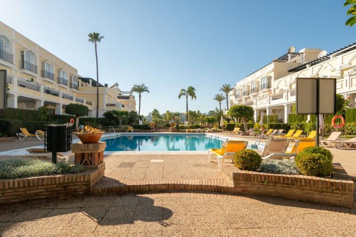 Image No.28-2 Bed Apartment for sale