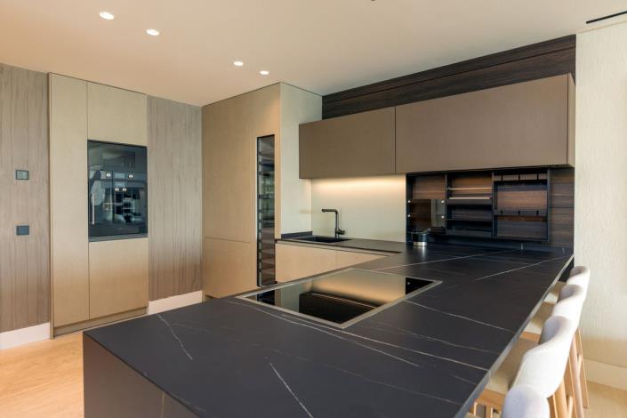 Image No.8-3 Bed Apartment for sale