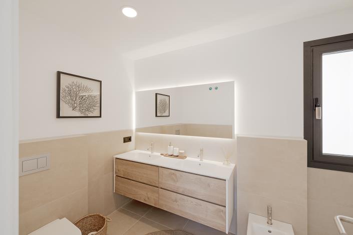 Image No.25-2 Bed Apartment for sale