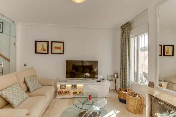 Image No.4-3 Bed Townhouse for sale