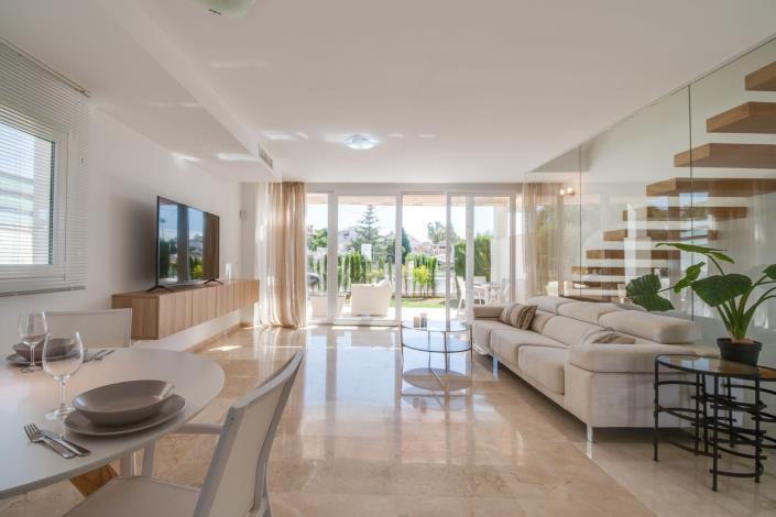 Image No.5-4 Bed Townhouse for sale