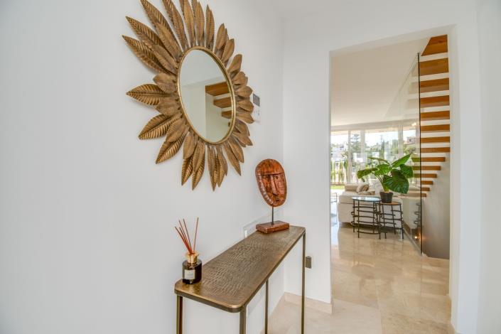 Image No.9-4 Bed Townhouse for sale