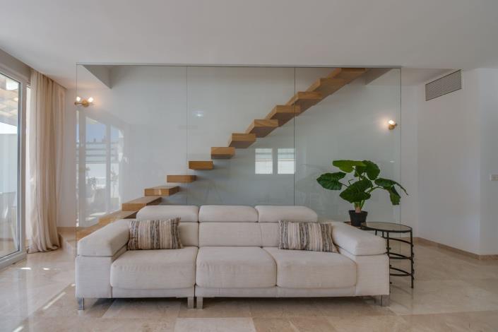 Image No.11-4 Bed Townhouse for sale