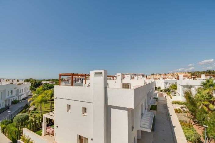 Image No.23-4 Bed Townhouse for sale