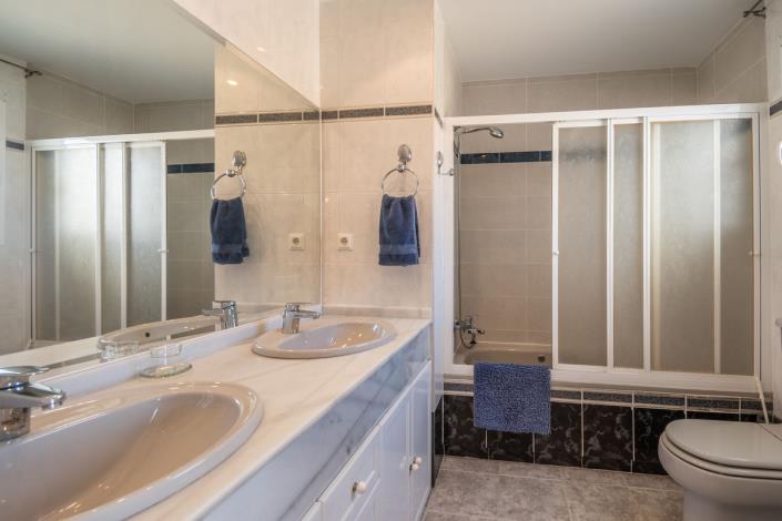 Image No.18-Maison de ville de 3 chambres à vendre à Fuengirola