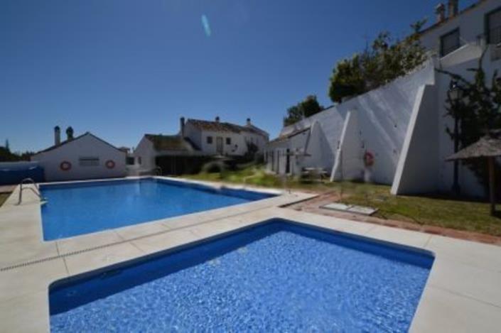 Image No.14-2 Bed Townhouse for sale