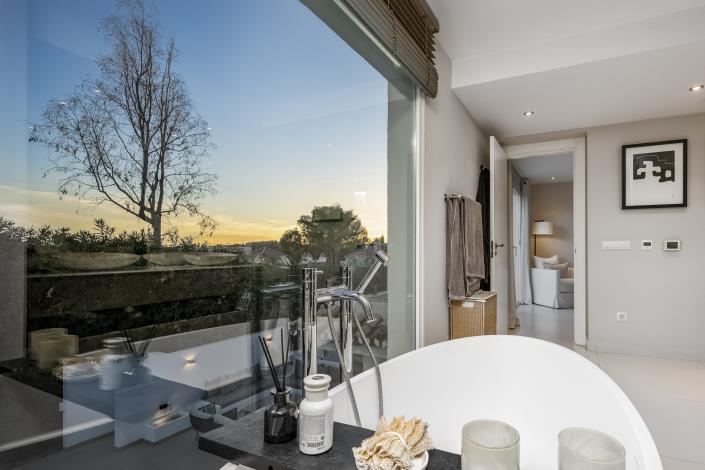 Image No.11-4 Bed Villa for sale