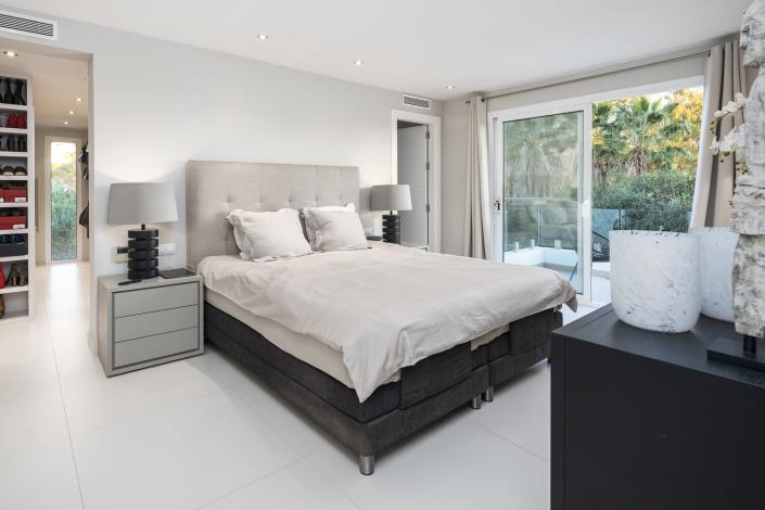 Image No.15-4 Bed Villa for sale