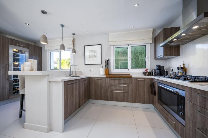 Image No.10-4 Bed Villa for sale