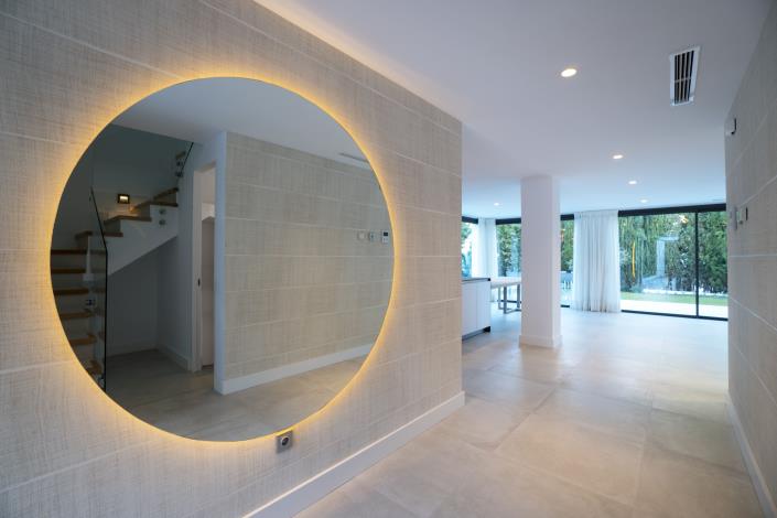 Image No.28-5 Bed Villa for sale