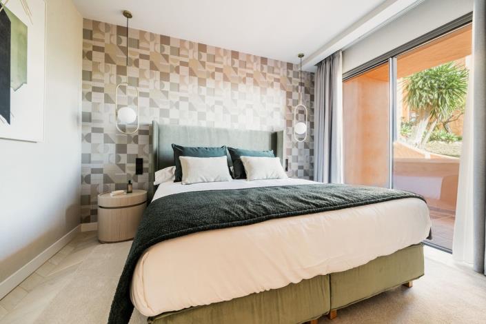 Image No.15-4 Bed Apartment for sale