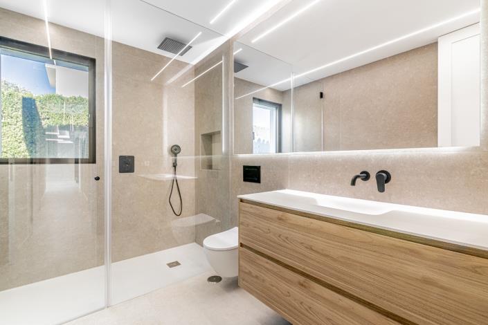 Image No.6-4 Bed Villa for sale