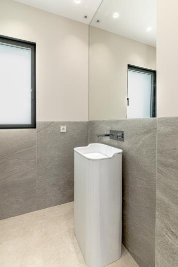 Image No.9-4 Bed Villa for sale